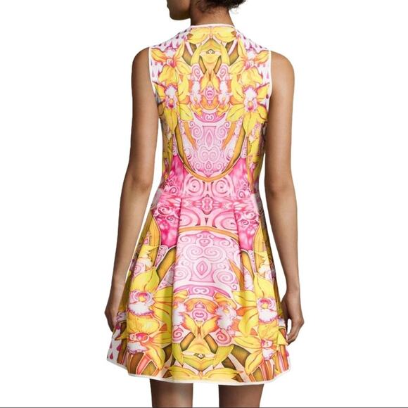 Mackenzie Mode | US 2 | Floral Sleeveless Mini Zip-Up Fit and Flare Dress - Picture 2 of 12